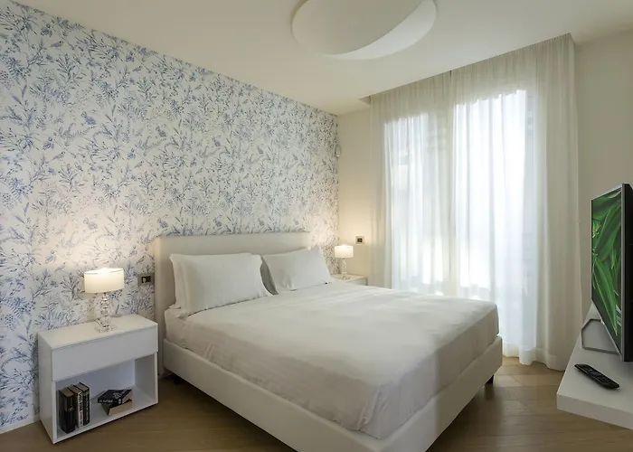 Embassy Aparthotel