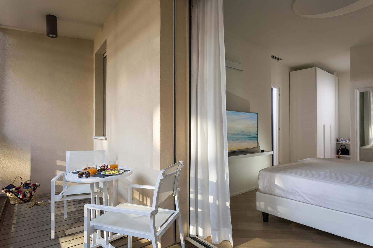 Embassy Apartamento 2*